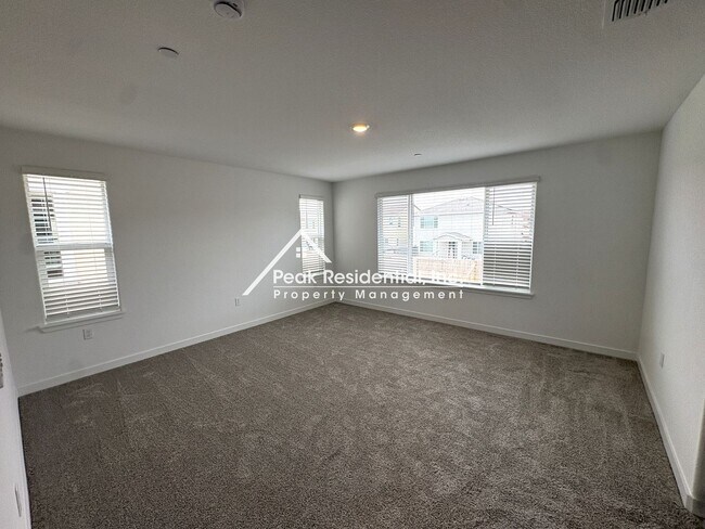Building Photo - Brand New 4bd/2.5a Rancho Cordova Home With Loft-Must See!