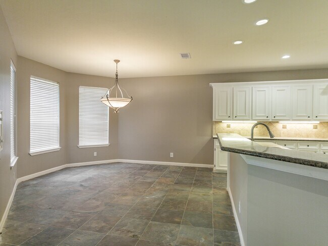 Building Photo - 11519 Aspenway Dr