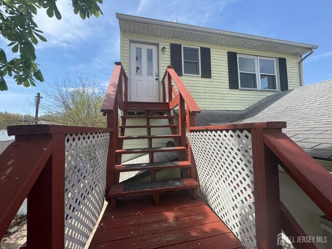 Building Photo - 9 Scott Ave