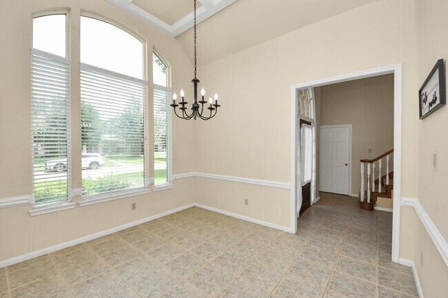 Building Photo - 10503 Great Plains Ln