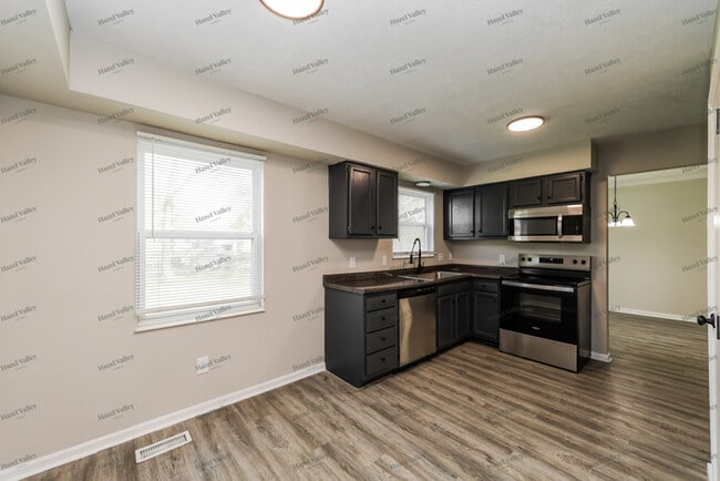 Building Photo - 1816 Waco Ct