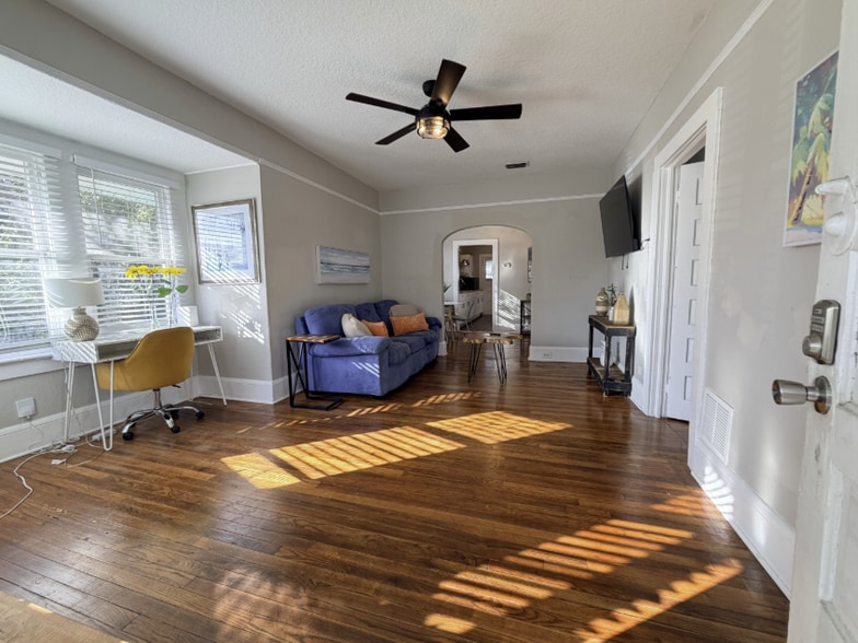 Building Photo - 1763 Landon Ave