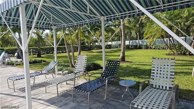 Building Photo - 2305 Ariane Dr