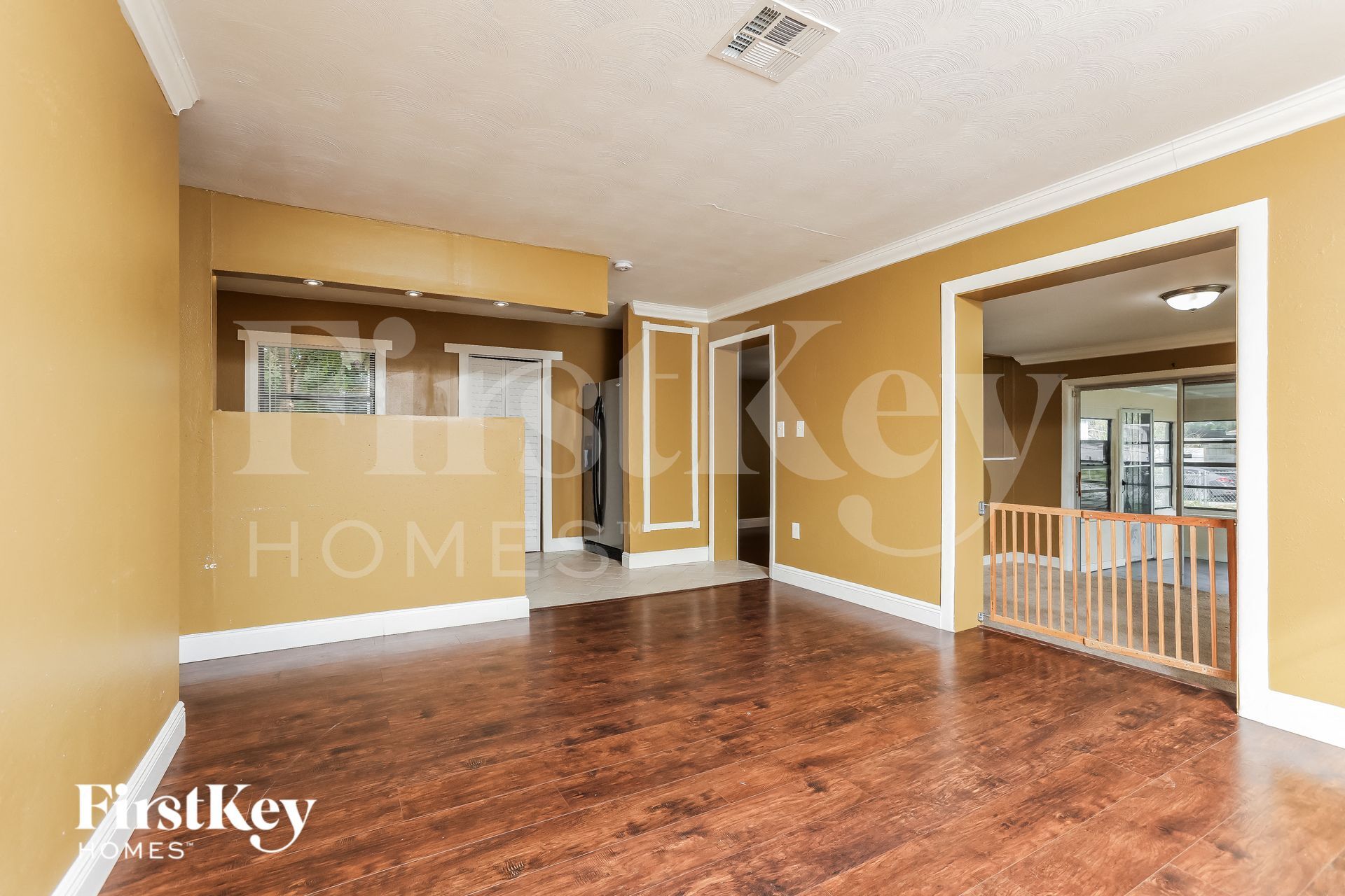 Building Photo - 1228 Helen St