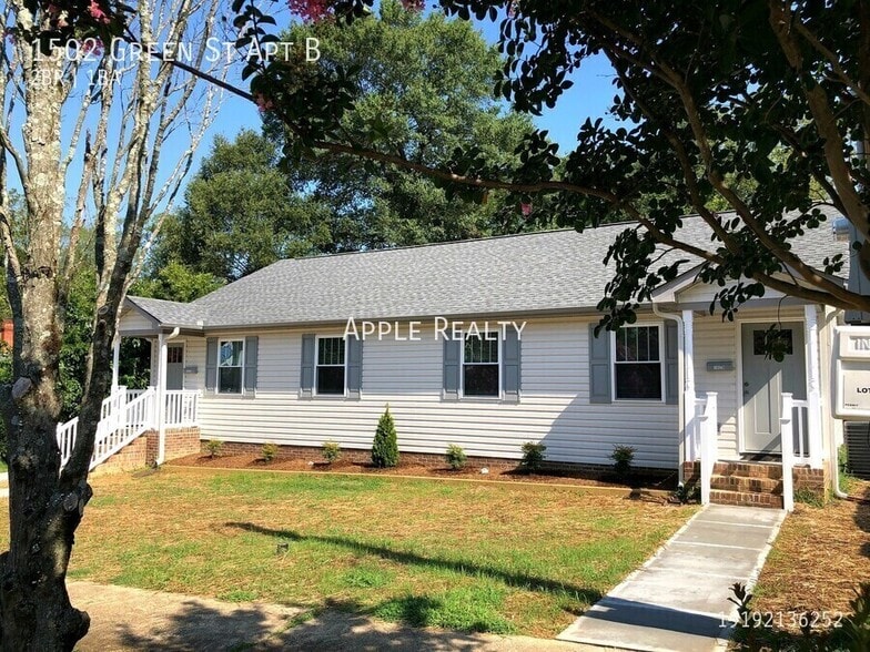 Building Photo - 1502 Green St