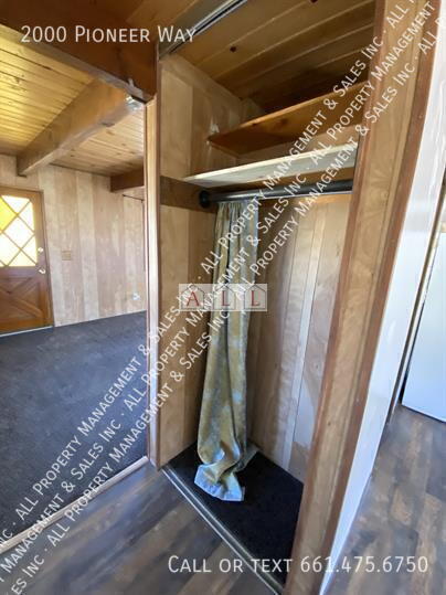 Building Photo - 2000 Pioneer Way