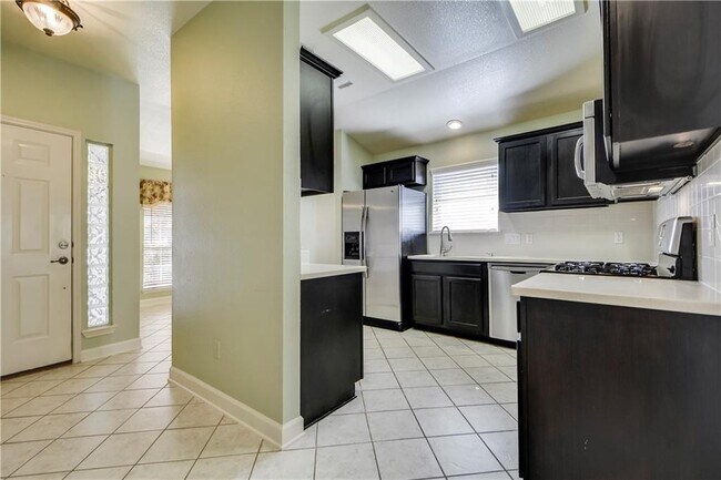 Building Photo - 14416 Mowsbury Dr