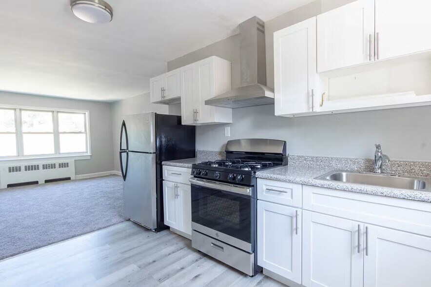 Building Photo - 433 Myrtle Ave