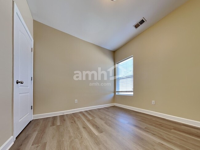 Building Photo - 1009 Turtle Dove Ln