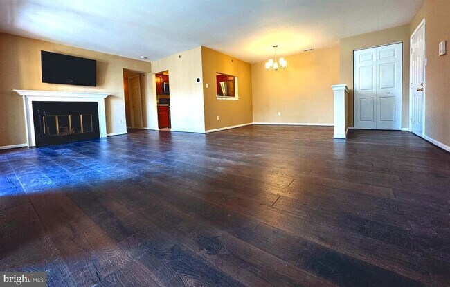 Building Photo - 14 Rain Flower Path