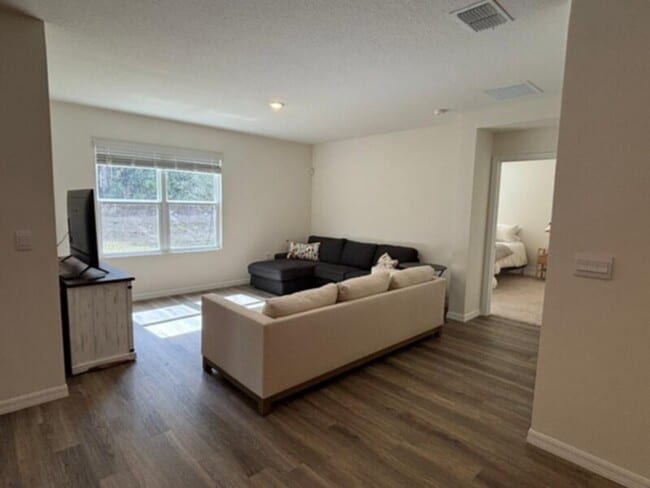 Building Photo - 4 bedroom House in Ocoee