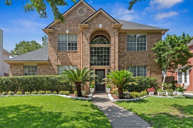 Building Photo - 2112 Shadow Bay Cir