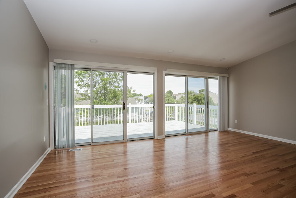 Building Photo - 6252 Tanbark Ct