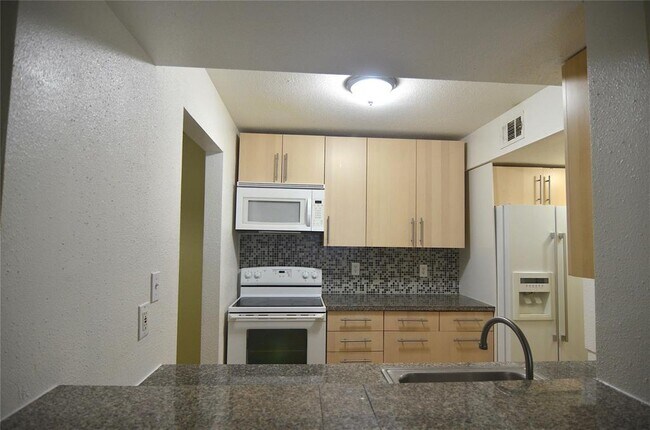 Building Photo - 12603 Ashford Meadow Dr