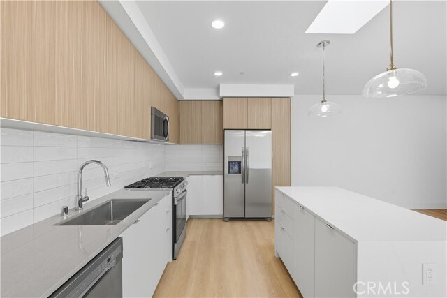 Building Photo - 12078 Guerin St