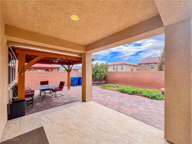 Building Photo - 9201 Verdugo Ridge Ct