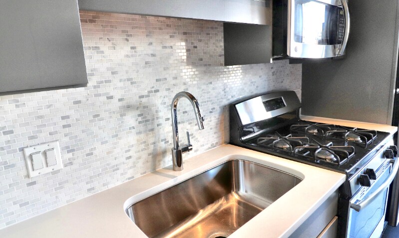 Building Photo - 804 S Clark St