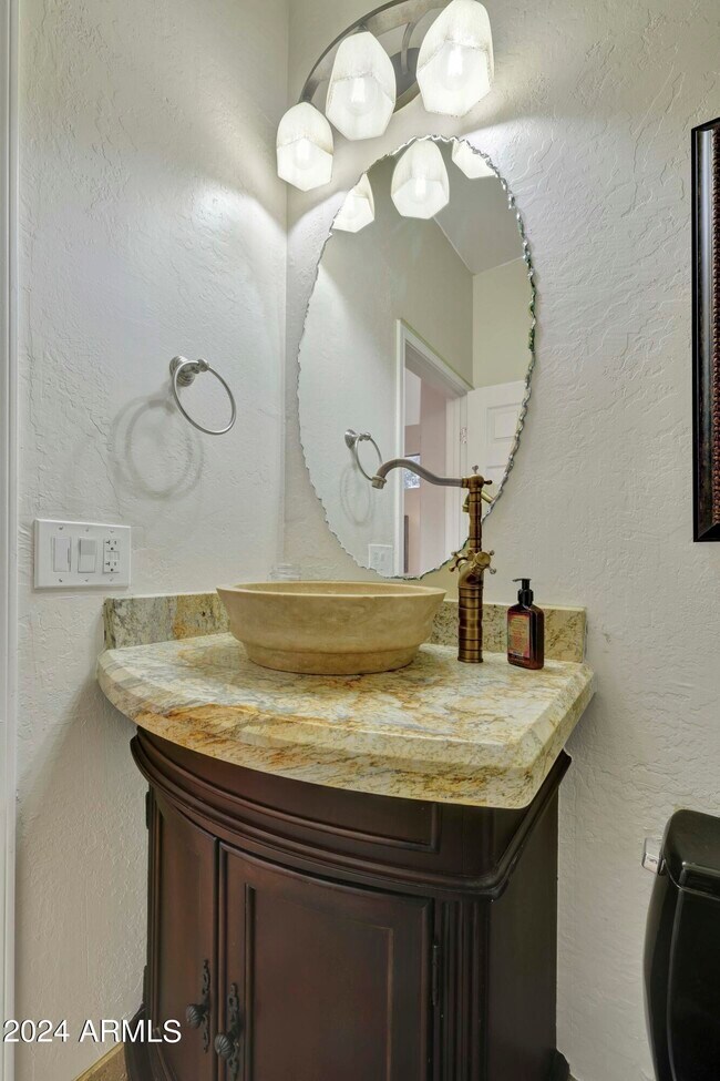 Building Photo - 7687 E Pozos Dr