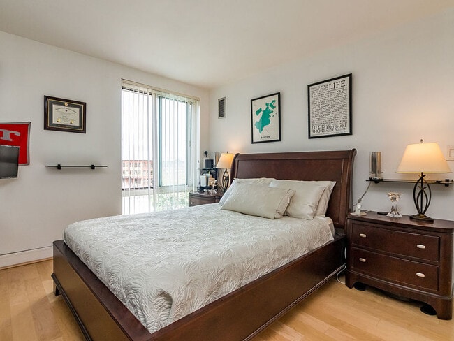 Building Photo - 75 Cambridge Pky