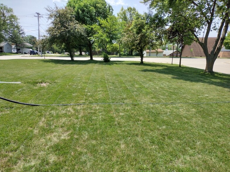 Building Photo - 8240 W Cold Spring Rd