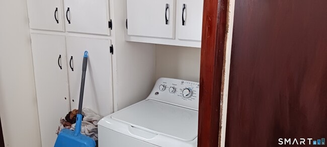 Building Photo - 75 Parker Pl