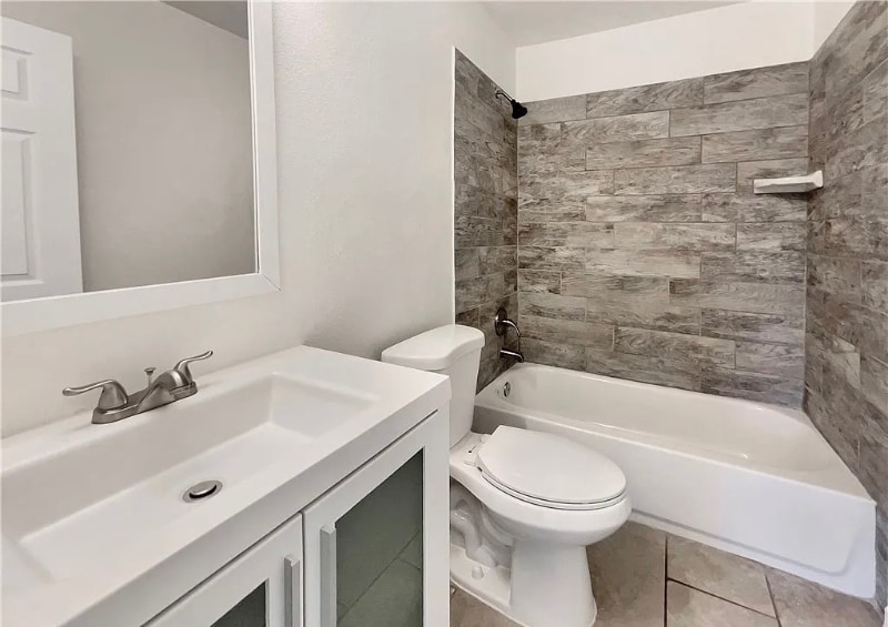 Building Photo - 9670 Summerville St