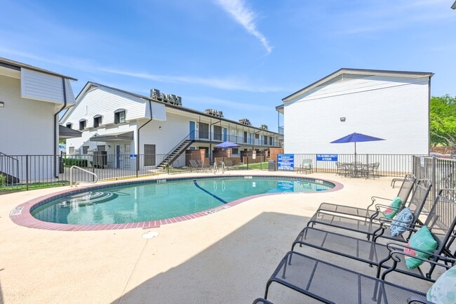 Building Photo - Canyon Creek Apartments