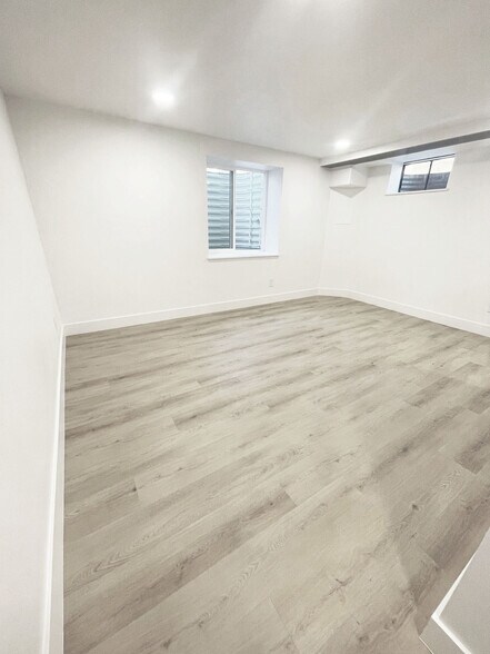Master Suite 1 Bedroom - 491 S Otis St