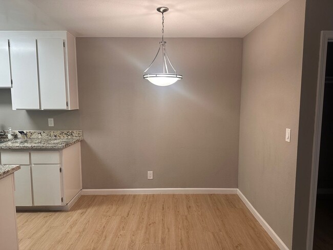 Building Photo - Remodeled 1 Bedroom 1 Bath South San Jose ...