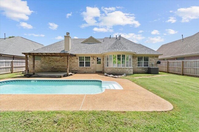 Building Photo - Lee Line Farms Subdivisions, beautiful home ready for you!