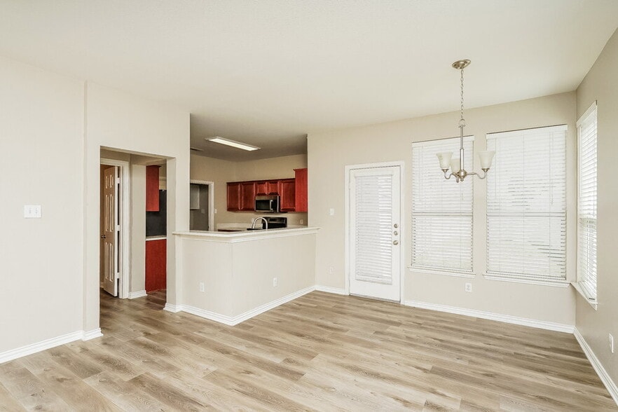 Building Photo - 10345 Nantucket Dr