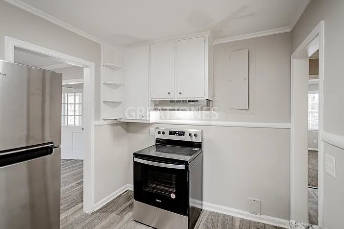 Building Photo - 1236 S Dixon Dr