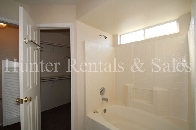 Building Photo - Southwest Killeen!