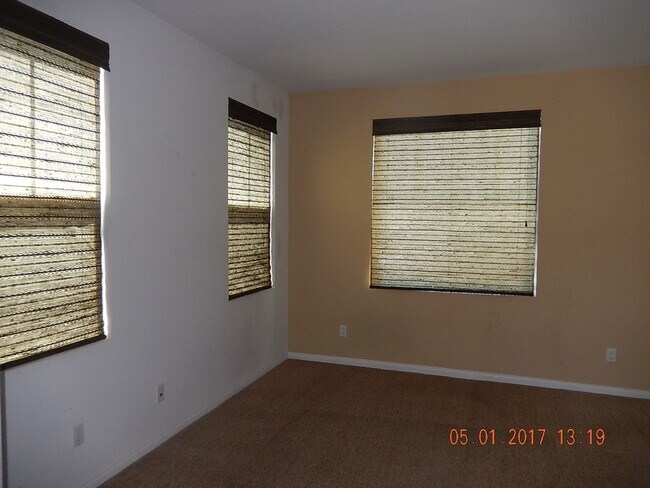 Building Photo - Two story, 2750 Sq Ft home with three car ...
