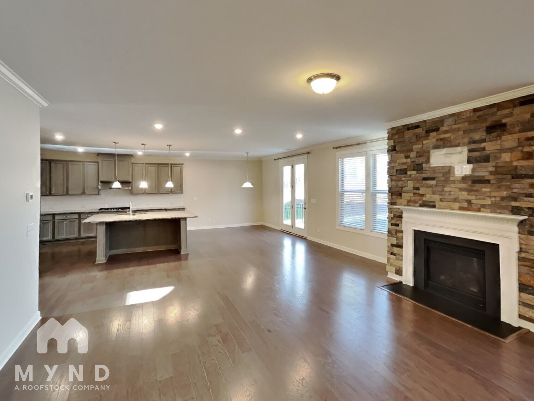 Building Photo - 1019 Willowcroft Dr