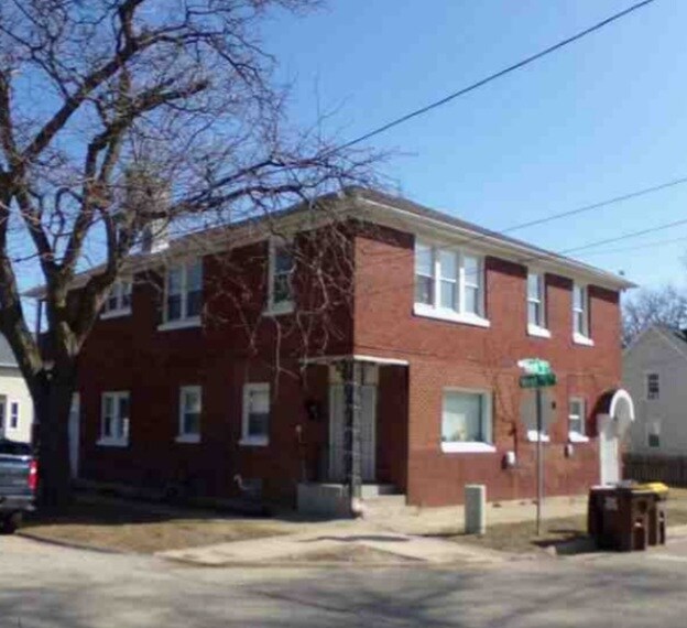 Primary Photo - 629 Kent St