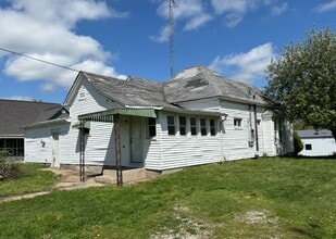 Building Photo - $290 Month $500 Down