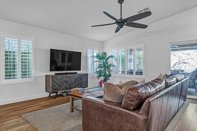 Building Photo - 3030 W Caravaggio Ln