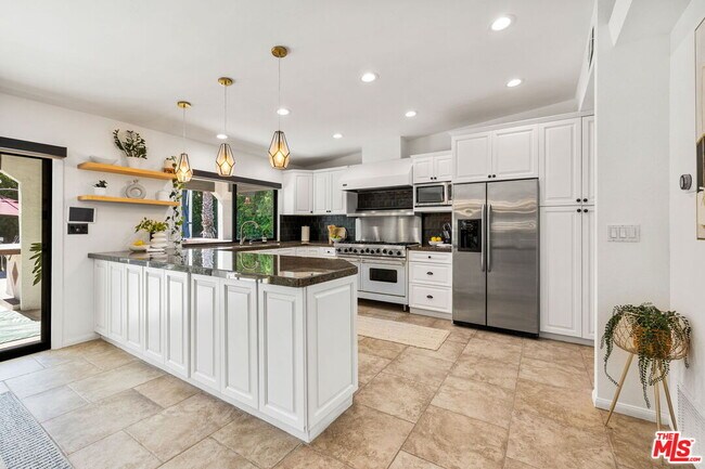 Building Photo - 73245 Bursera Way