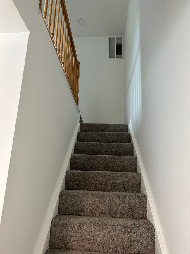 Building Photo - 6113 Lands End Ct
