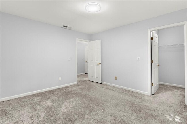 Building Photo - 1050 Shady Valley Pl