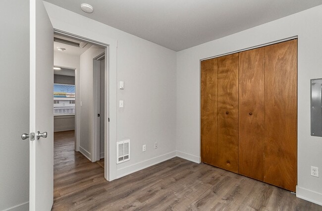 Building Photo - Cute 1 bedroom close to everything in Everett