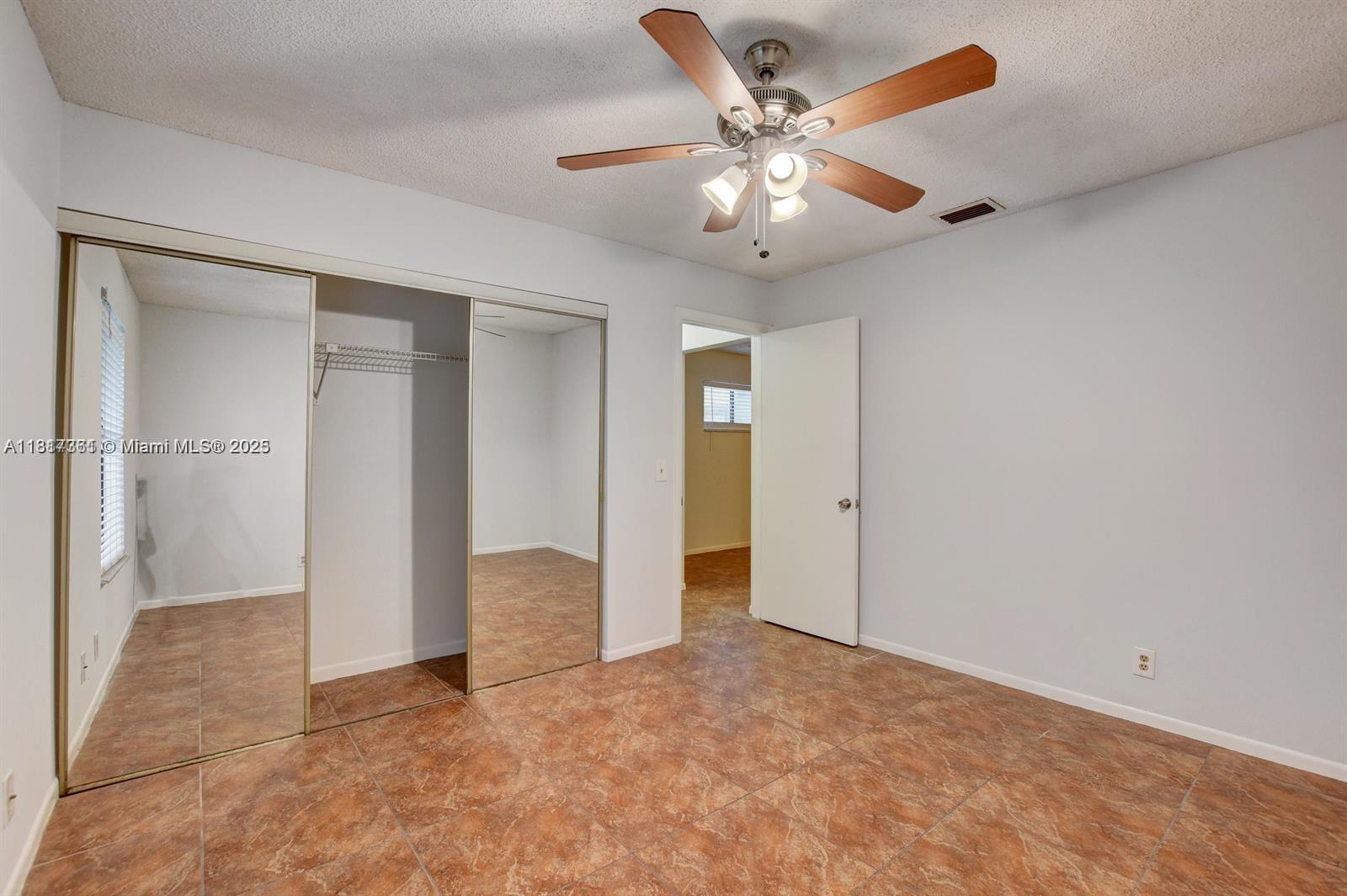 Building Photo - 29 Crossings Cir