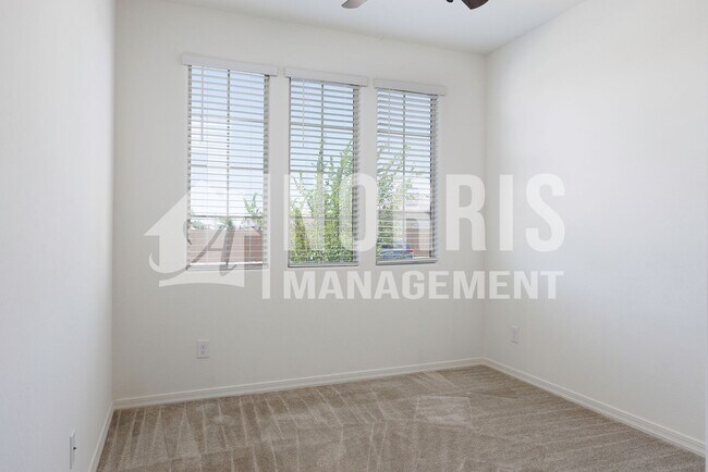 Building Photo - Beautiful Home in Villago