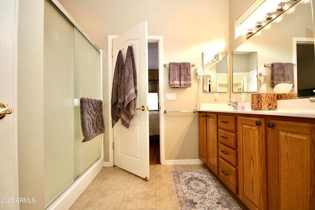 Building Photo - 3045 E Firestone Dr