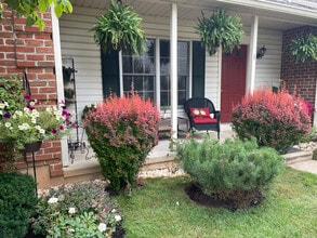 Building Photo - 2039-I Raleigh Rd