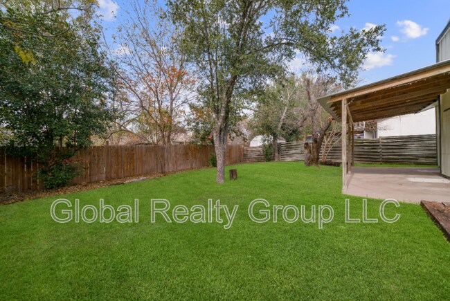 Building Photo - 8227 Bowens Crossing