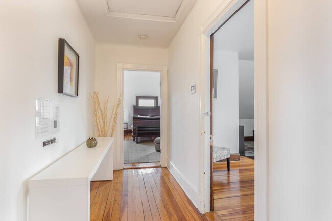 Building Photo - 15 Peverell St