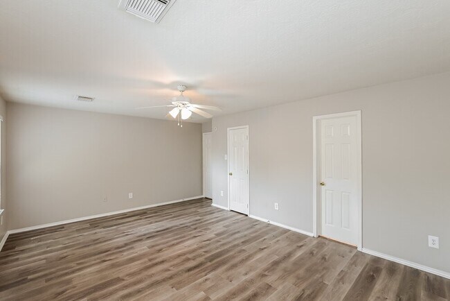 Building Photo - 3306 Coldwater Canyon Ln