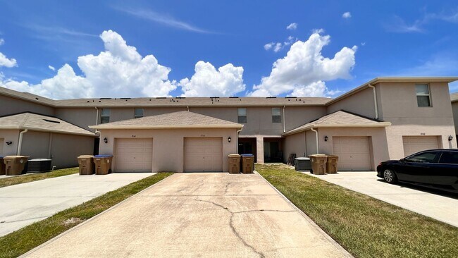 Building Photo - Charming 3 Bedroom, 2 Bathroom Home in Kissimmee!!